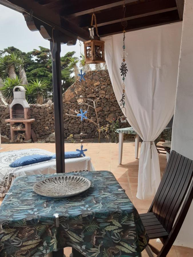 Tipica Lanzarote House Only Adults Bed & Breakfast Tias Ngoại thất bức ảnh