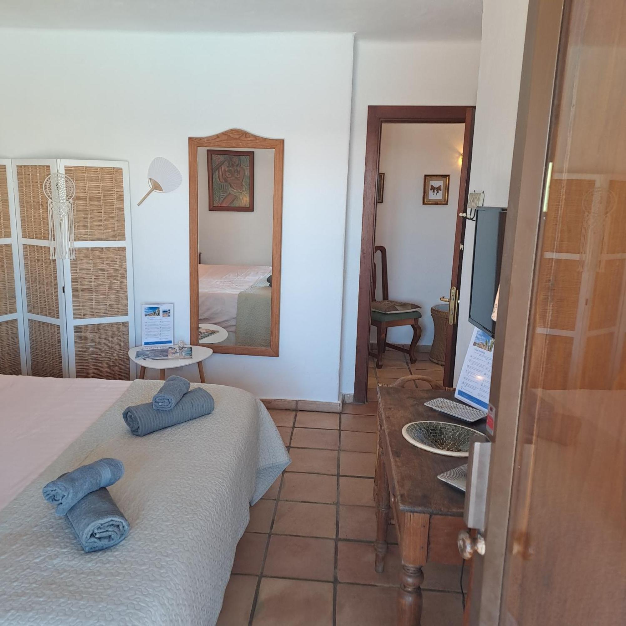 Tipica Lanzarote House Only Adults Bed & Breakfast Tias Ngoại thất bức ảnh
